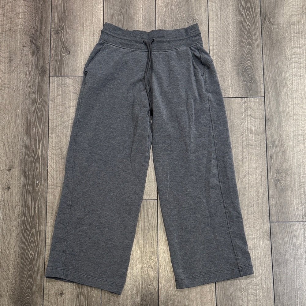gray women’s athleta joggers sz S